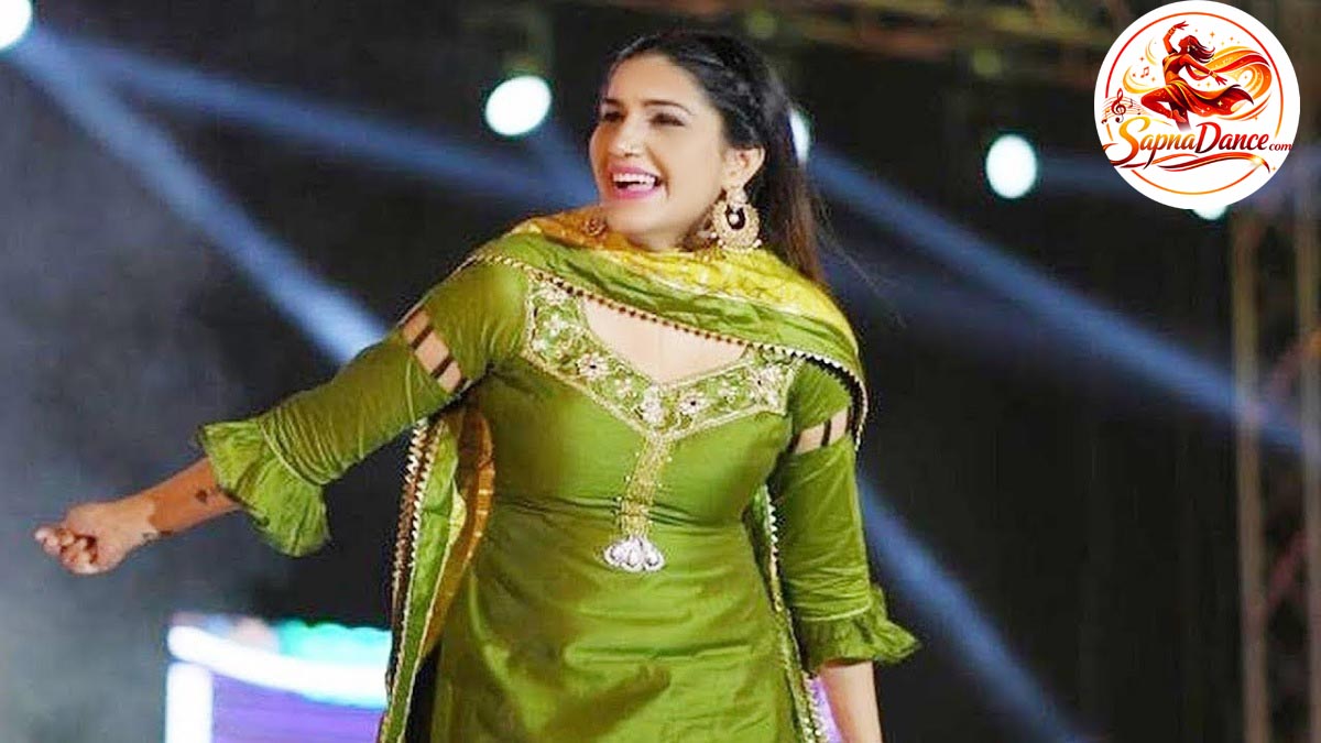 Bolan Me Ke Totta Hai Sapna Choudhary Dance Video Viral